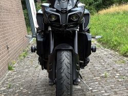 YAMAHA - MT 10