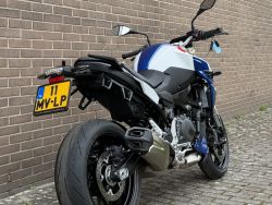 BMW - F900R