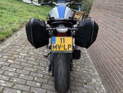 BMW - F900R