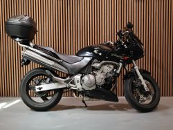 CB 600 F HORNET TOUR