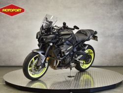 YAMAHA - MT 10