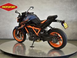 KTM - 1290 SUPER DUKE R