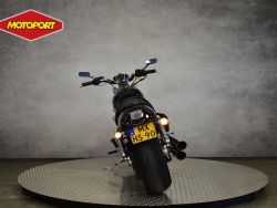HARLEY-DAVIDSON - V ROD
