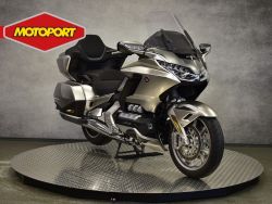 HONDA - GL 1800 GOLDWING TOUR DELUXE