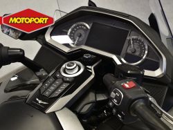 HONDA - GL 1800 GOLDWING TOUR DELUXE