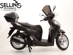 Review motor: HONDA SH 300 - BikeNet