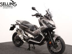HONDA - X-ADV 750