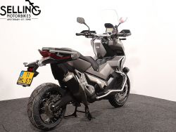 HONDA - X-ADV 750
