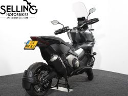 HONDA - X-ADV 750 NHC64 Matte Iridium
