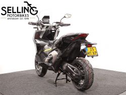 HONDA - X-ADV 750 NHC64 Matte Iridium
