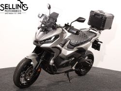 HONDA - X-ADV 750