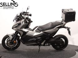 HONDA - X-ADV 750