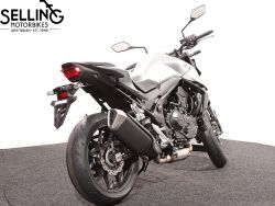 HONDA - CB 750 Hornet