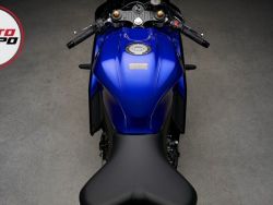 YAMAHA - R7
