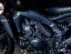 YAMAHA - MT-09 Y-AMT