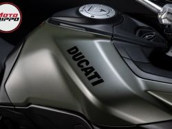 DUCATI - MULTISTRADA V2 S