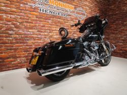 HARLEY-DAVIDSON - FLHX Street Glide 1690