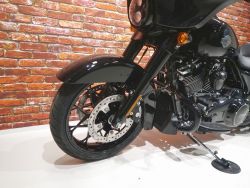 HARLEY-DAVIDSON - FLHXS Street Glide Spec. 114