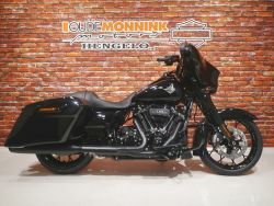 FLHXS Street Glide Spec. 114