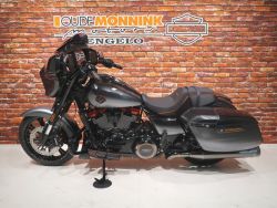 HARLEY-DAVIDSON - FLHXSE CVO Street Glide 121