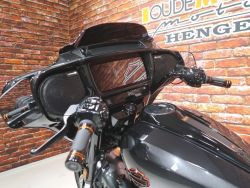 HARLEY-DAVIDSON - FLHXSE CVO Street Glide 121