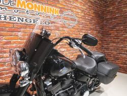 HARLEY-DAVIDSON - FLHC Heritage Classic 117