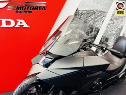 HONDA - VULTUS NM4