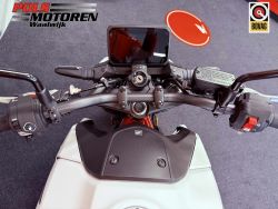 HONDA - CB 750 AS Hornet