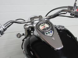 KAWASAKI - VN 900
