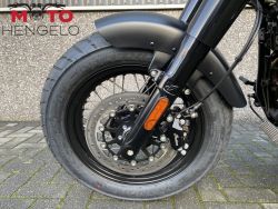 INDIAN - CHIEF BOBBER DARK HORSE