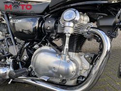 KAWASAKI - W800