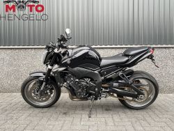 YAMAHA - FZ1