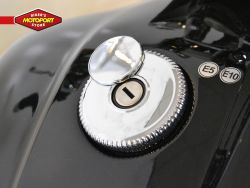 BMW - R 18