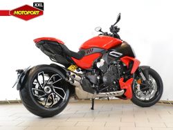 DUCATI - DIAVEL V4