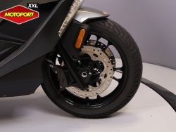 BMW - C 400 GT