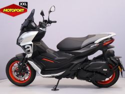 APRILIA - SR GT 200 SPORT