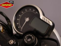 TRIUMPH - SPEED 400