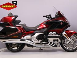 GOLDWING 1800 TOURING DELUXE