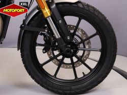 TRIUMPH - SCRAMBLER 400 X