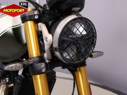TRIUMPH - SCRAMBLER 400 X