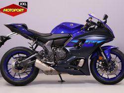 YZF-R7