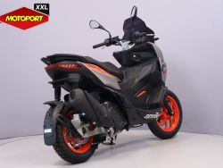 APRILIA - SR GT 200 SPORT