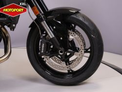 BMW - F 900 R