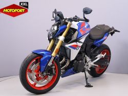 BMW - F 900 R