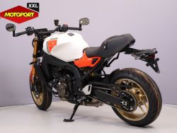 YAMAHA - XSR 900