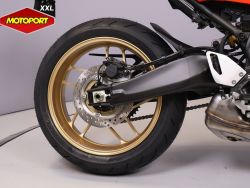 YAMAHA - XSR 900