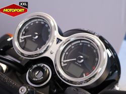 TRIUMPH - BONNEVILLE T120 BLACK