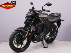 YAMAHA - MT 03