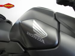 HONDA - CB 750 HORNET