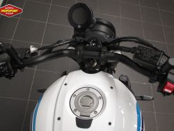 YAMAHA - XSR 700